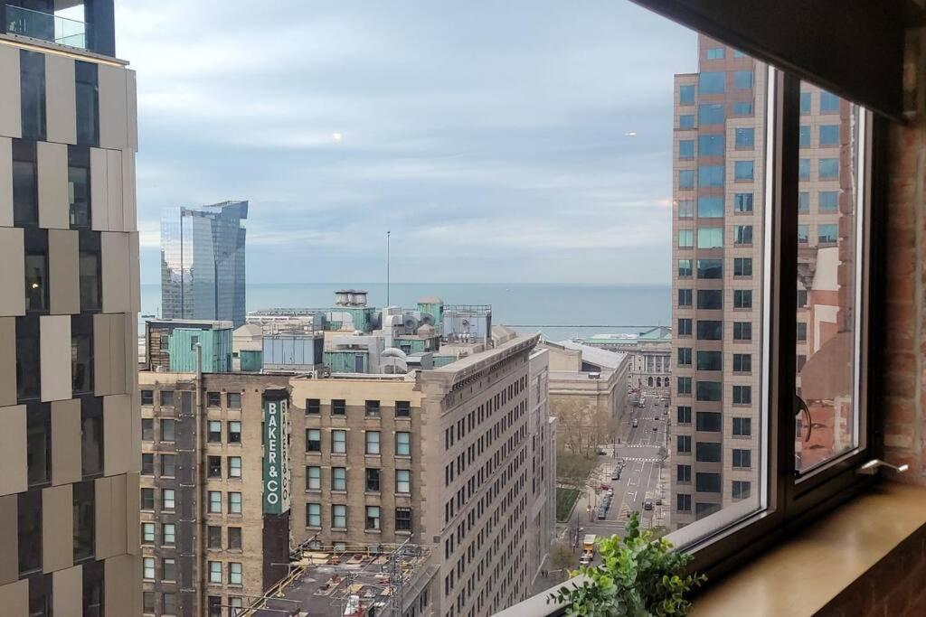 1600 Kcm Penthouse Apartment Cleveland Exteriör bild